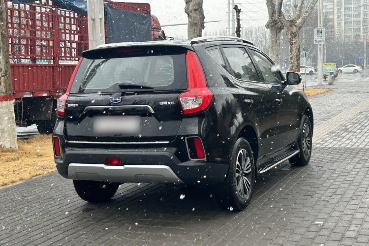 Used Geely Auto Vision X6 2016 1.3T CVT Flagship Model
