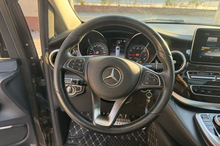 Used Mercedes-Benz V-Class 2017 V 260 Prestige Edition