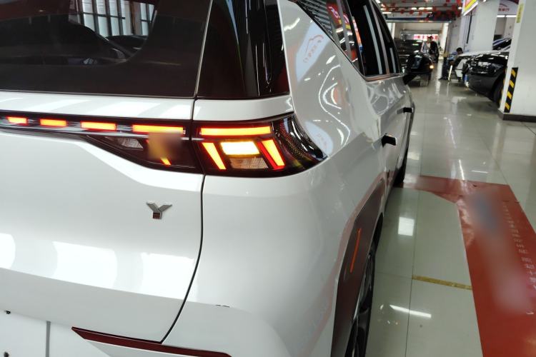 Used AION Y 2022 70 Intelligent Edition Lithium Iron Phosphate