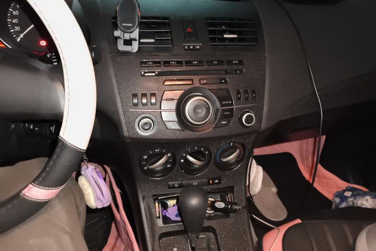 Used Mazda Mazda 3 2015 Sedan 1.6L Automatic Comfort Model
