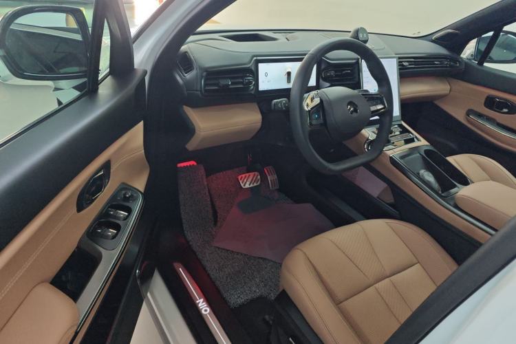 Used Nio ES8 2020 580 km Signature Edition 7-Seater Version
