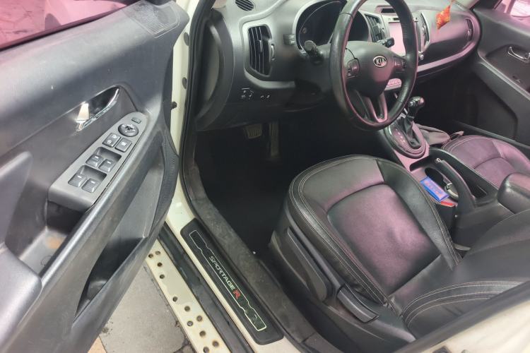 Used Kia Sportage R 2012 2.0L Automatic Two-Wheel Drive GLS