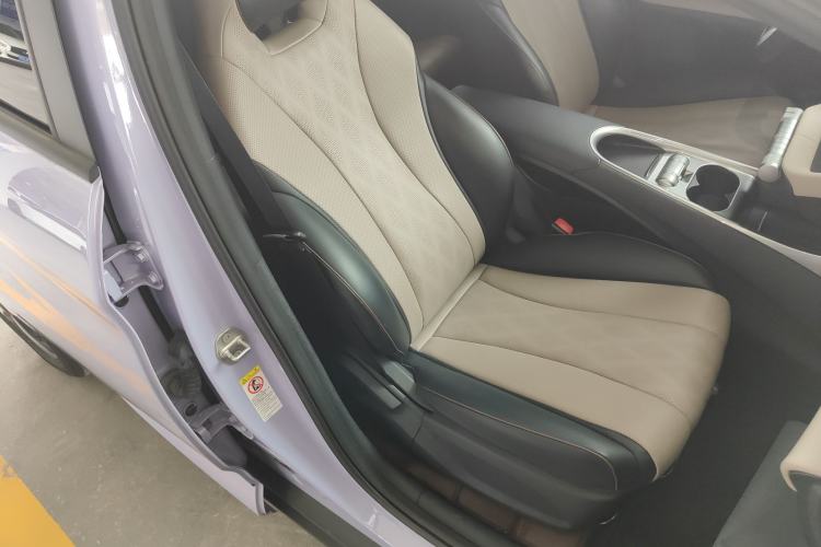 Used BYD Dolphin 2023 420 km Free Version
