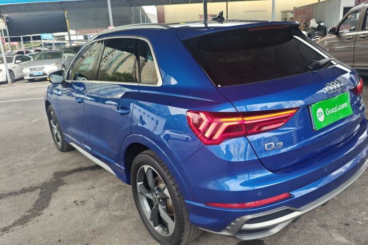 Used Audi Q3 2021 35 TFSI Fashion Dynamic Model

