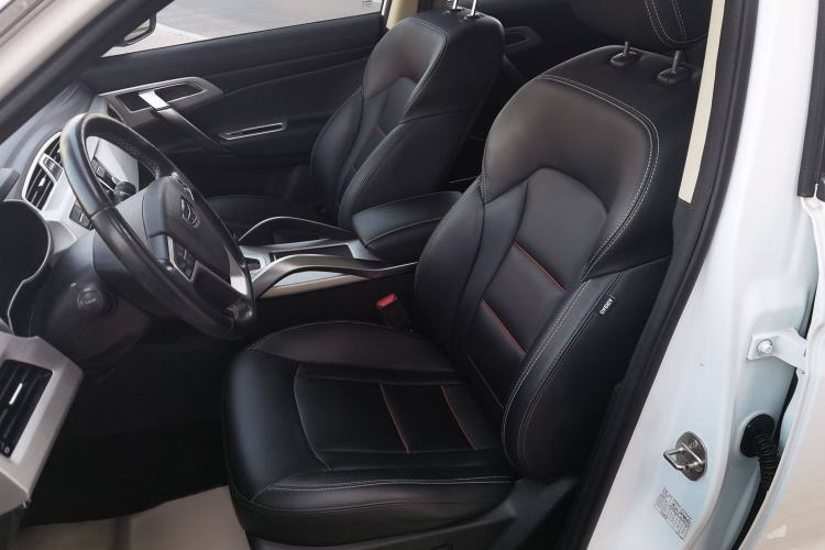 Used Geely Auto Emgrand X7 Sport 2020 1.8TD DCT Two-Wheel Drive Smart Connect 4G-Enabled Version