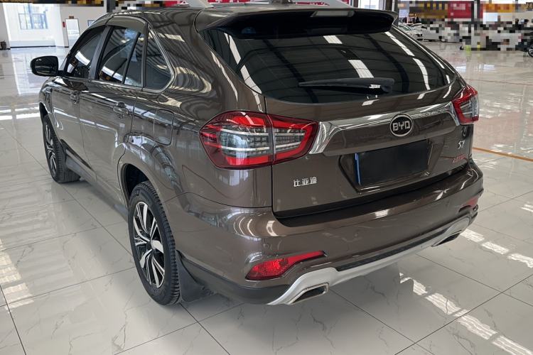 Used BYD S7 2017 2.0T Automatic Prestige Edition
