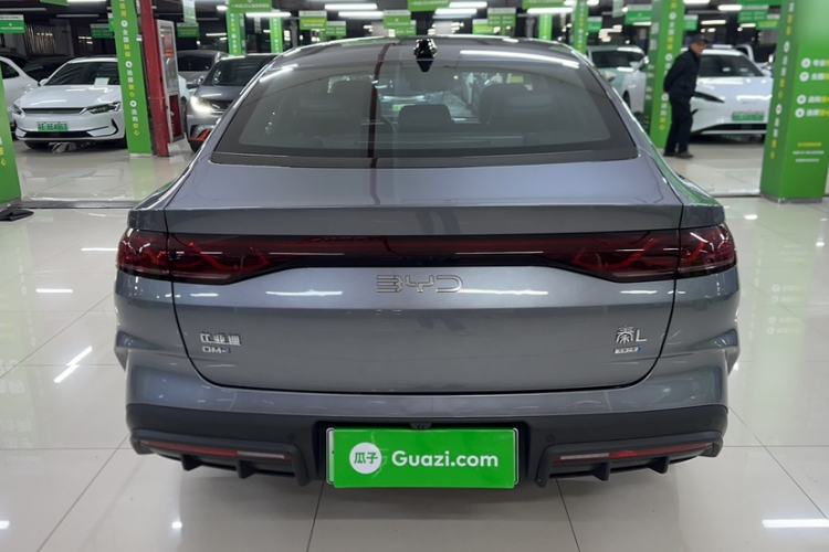 Used BYD Qin L 2025 DM-i Smart Drive 120KM Superior Model
