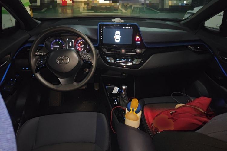 Used Toyota C-HR 2018 2.0L Leading with Sunroof China V Standard