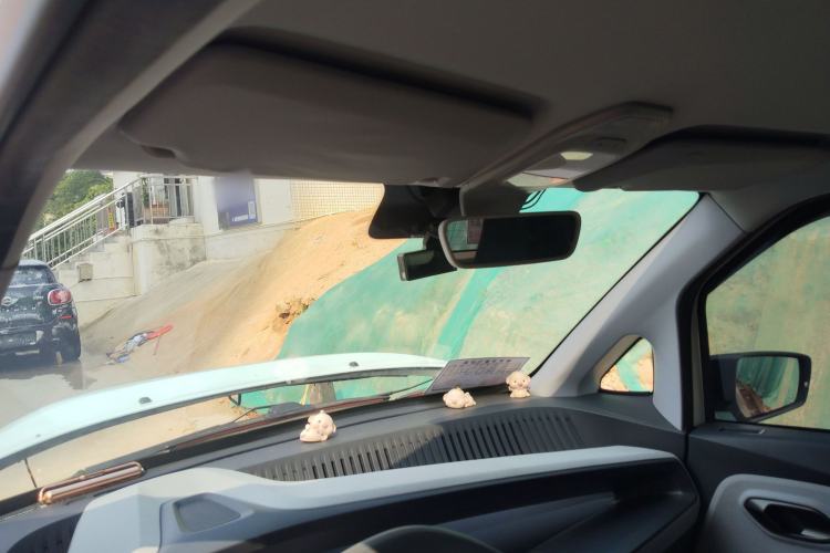 Used Wuling NAMMIEV 2021 Playful Model – High-Power Version
