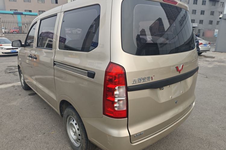 Used Wuling Hongguang V 2021 1.5L Jingqu Version LAR
