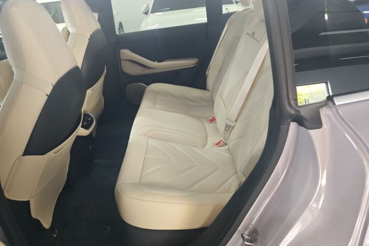 Used Nio ET5T 2025 75 kWh Touring Left Rear Seat