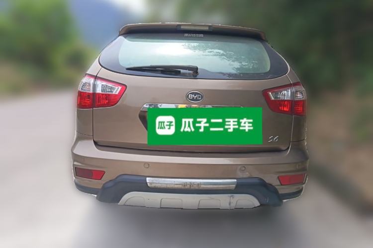 Used BYD S6 2011 2.0L Manual Luxury Version