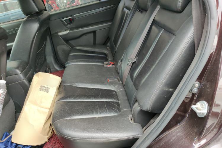 Used Hyundai Santa Fe Classic 2010 2.4 Ultimate Edition 7-Seater Four-Wheel Drive