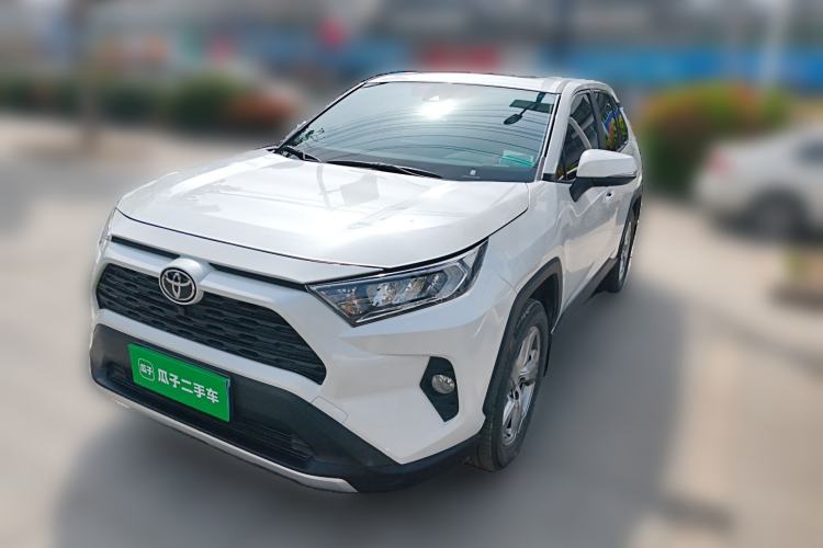 Used Toyota RAV4 2022 2.0L CVT Two-Wheel Drive Fashion Edition