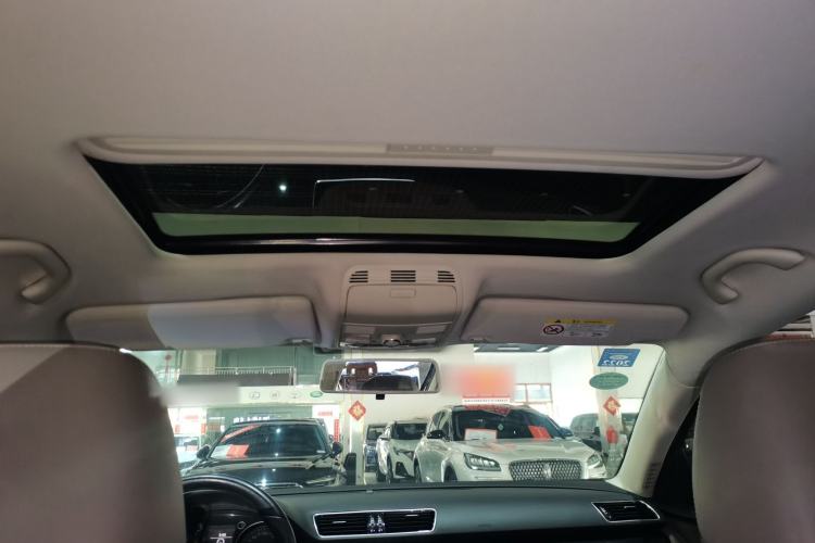 Used Volkswagen Magotan 2015 Facelift 1.8TSI Luxury Model
