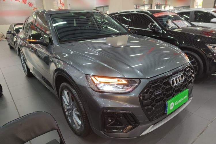 Used Audi Q5L 2022 40T Fashionable and Dynamic Model
