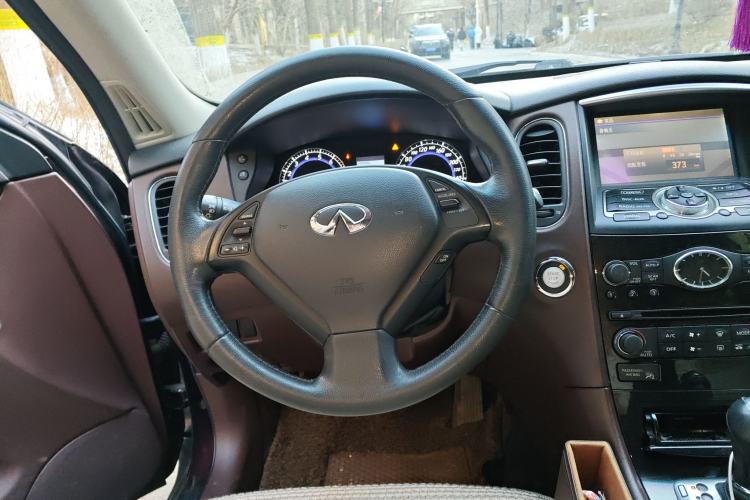 Used Infiniti QX50 2013 2.5L 4x4 Luxury Edition