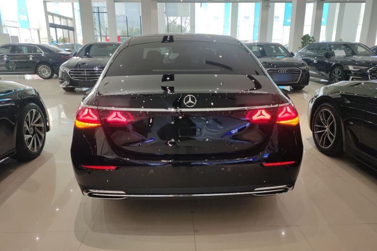 Used Mercedes-Benz E-Class 2025 E 300 L Luxury Model