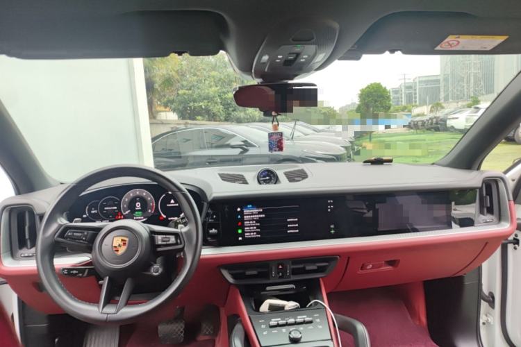 Used Porsche Cayenne E-Hybrid 2024 Cayenne E-Hybrid 2.0T Center Console