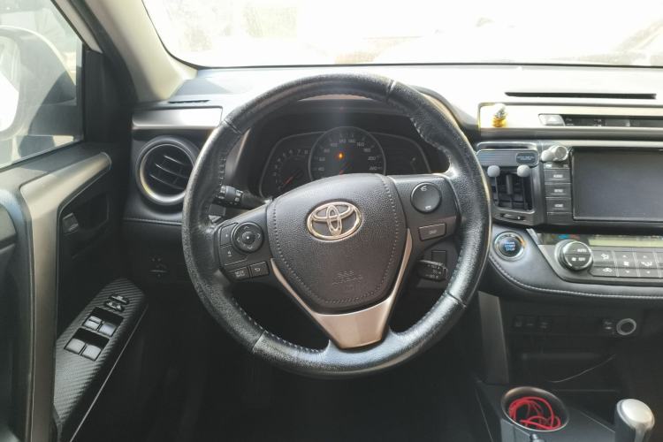 Used Toyota RAV4 2013 2.5L Automatic 4x4 Elite Edition
