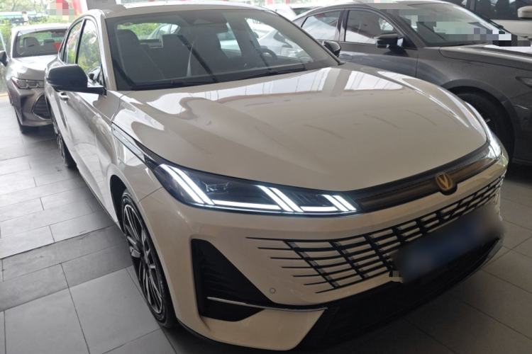 Used CHANGAN Eado 2026 Model, Fourth Generation, 1.5T 500Bar Smart Enjoyment Edition Front Right 45 Deg