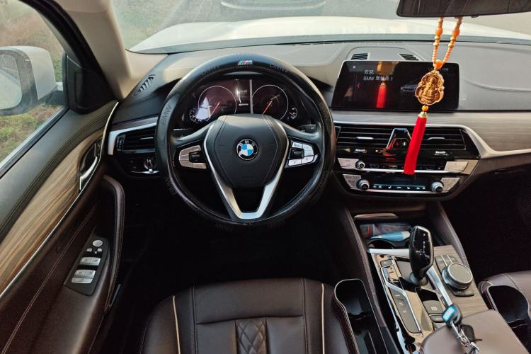 Used BMW 5 Series New Energy 2019 530Le Luxury Package
