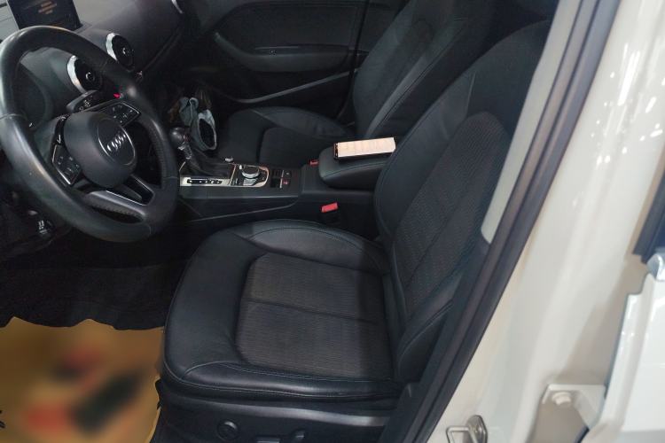 Used Audi A3 2020 Limousine 35 TFSI Fashion Edition China VI Emission Standard