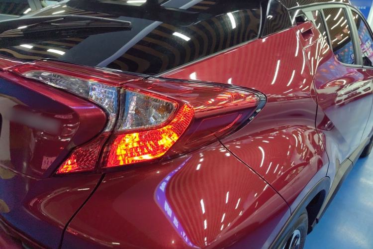 Used Toyota IZOA 2018 2.0L Yichi Version China VI Standard Exterior 3