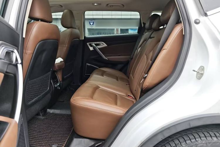 Used Geely Auto Emgrand X7 Sport 2016 1.8TD Automatic ZhiZun Version
