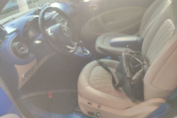 Used smart fortwo 2018 0.9T 66 kW Convertible Pioneer Edition China V Standard
