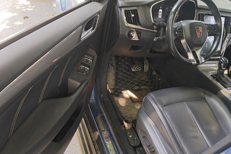 Used Roewe RX5 2016 30T Two-Wheel Drive Automatic Internet Smart Edition Driver Seat