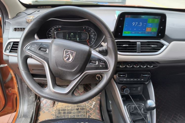 Used Baojun 510 2017 1.5L Manual Fashion Model