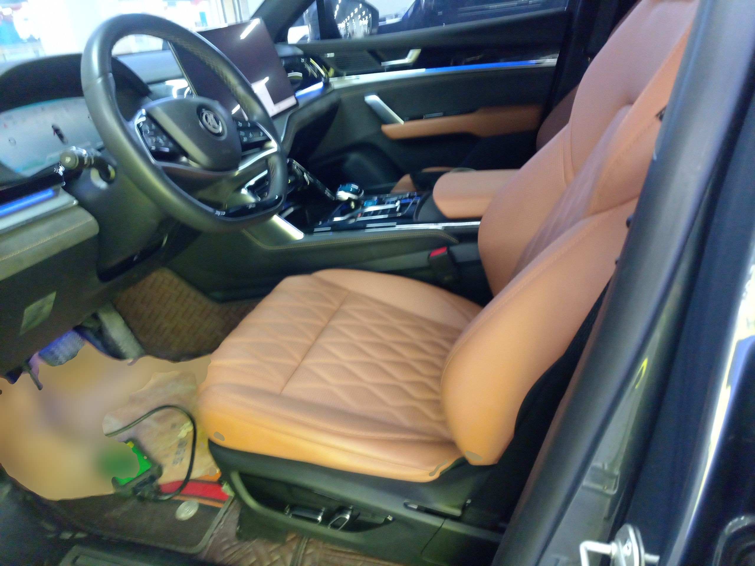 Переднее сиденье в автомобиле