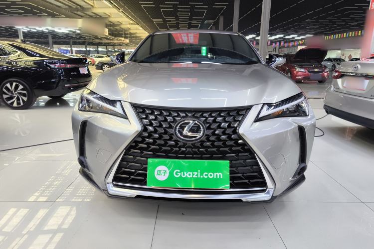 Used Lexus UX 2022 260h Explore-Cool Edition
