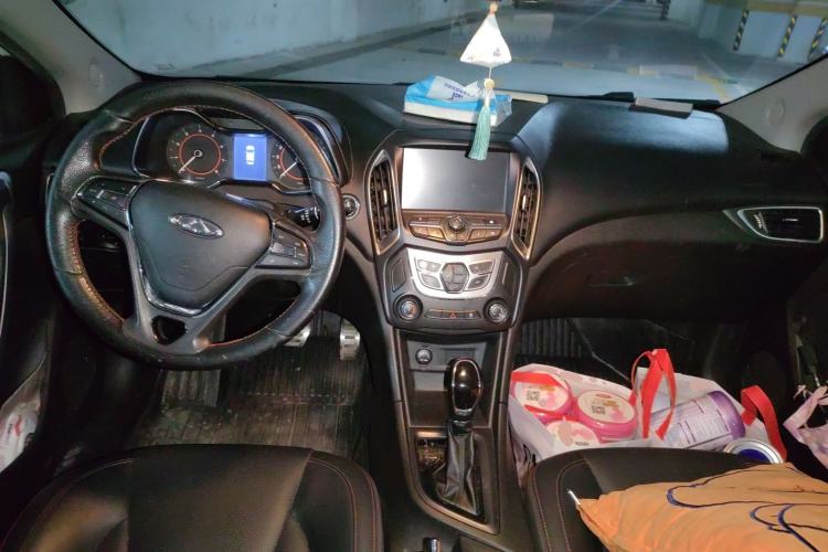 Used Chery Arrizo 5 2018 1.5L CVT Tribute to Youth Edition Center Console