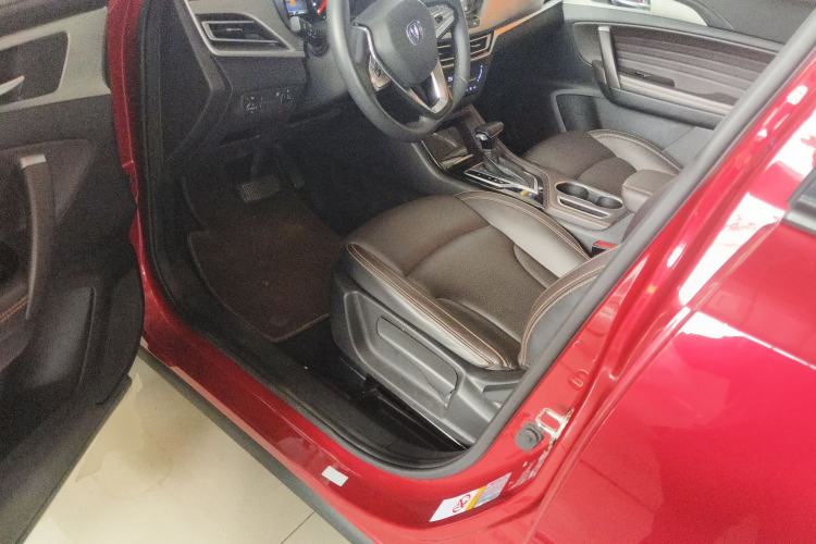 Used CHANGAN CS35PLUS 2018 1.6L Automatic Changlian Edition China V Standard