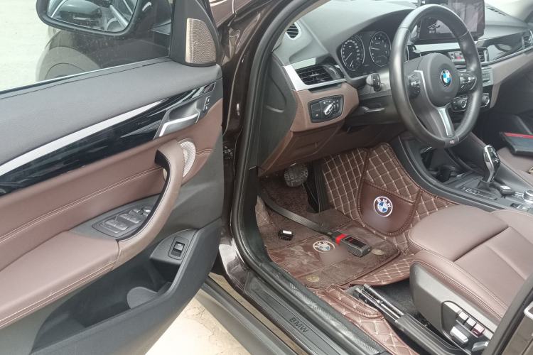 Used BMW X1 2021 Restyled sDrive25Li Leading Edition Driver Seat