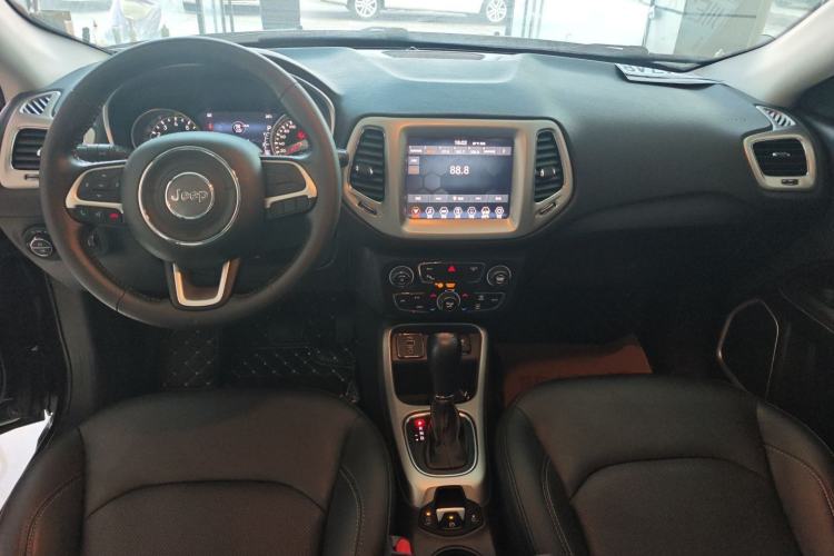 Used Jeep Compass 2017 200T Automatic Family Edition