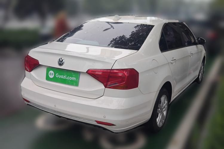 Used Volkswagen Jetta 2017 1.5L Manual Comfort Model
