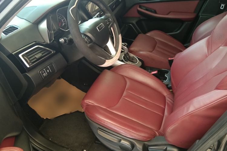 Used Zotye Domy X5 2017 Upgraded Model 1.5T CVT ZhiXian Edition Left Front Seat