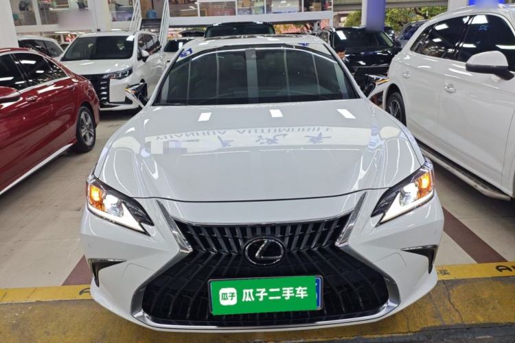 Used Lexus ES 2022 200 Excellence Edition
