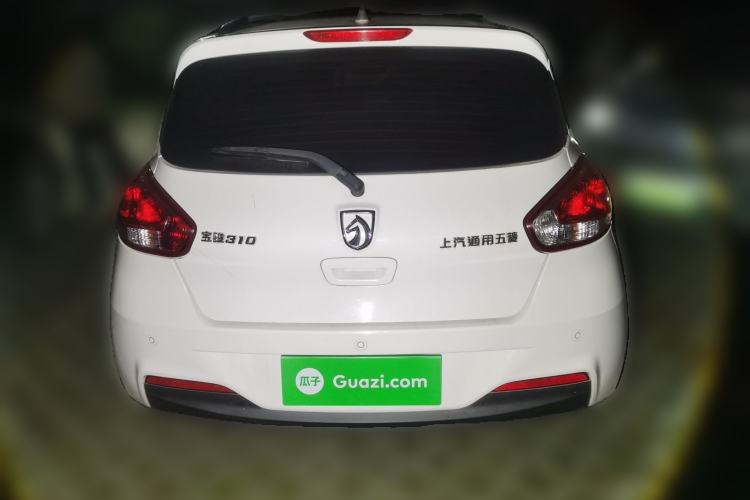 Used Baojun 310 2016 1.2L Manual Luxury Model
