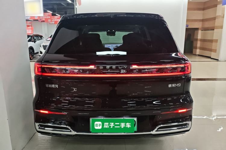 Used Geely Galaxy M9 2025 Model 230km Two-Wheel-Drive Exploration Edition Rear