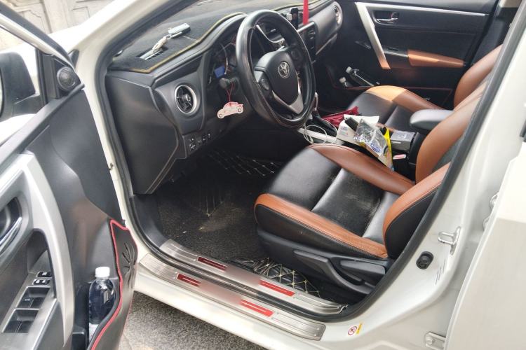 Used Toyota Levin 2017 Revised Version 185T CVT Elite Edition China VI Standard
