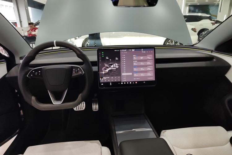 Used Tesla Model 3 2024 High-Performance All-Wheel-Drive Version