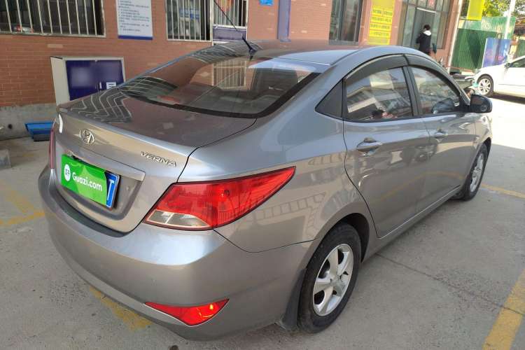 Used Hyundai Verna (older generation) 2014 1.4L Automatic Smart GLS Exterior 5