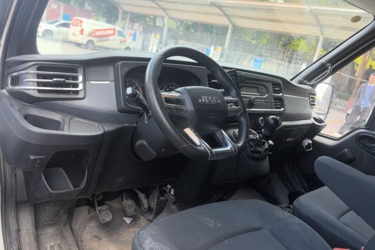 Used JMC Fushun 2022 2.0T Manual Van Short Wheelbase Low Roof 3-Seater
