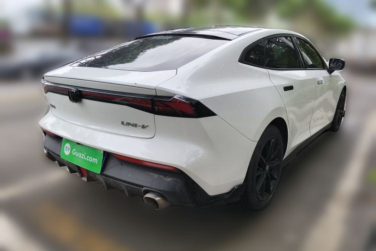Used CHANGAN UNI-V 2022 1.5T Prestige Version
