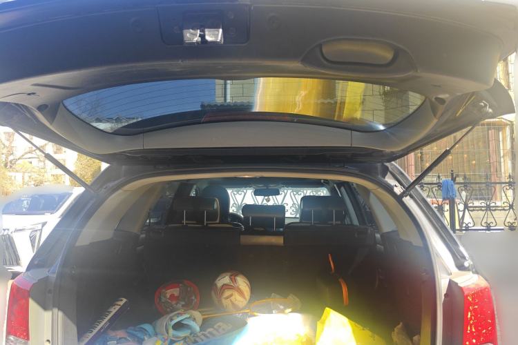 Used Kia Sorento 2012 2.4L Gasoline Supreme Edition
