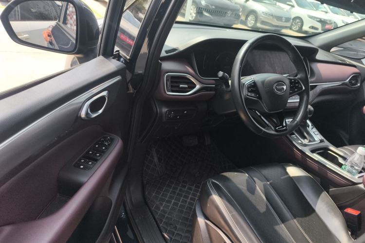 Used GAC Trumpchi M6 2021 270T DCT Elite Edition (7-seater)